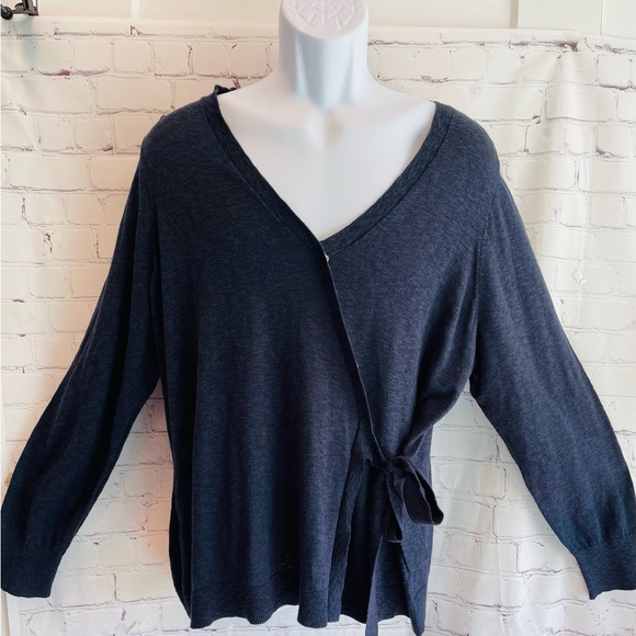 NWT Lane Bryant Faux Wrap Light Sweater Charcoal Grey Size 18/20 - Picture 4 of 7